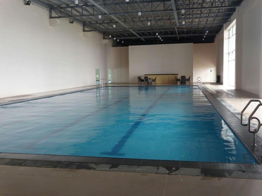 Smdc Tagaytay Taal Lake Condo Cook Netflix No Balcony No Free Parking Tagaytay City Exterior photo