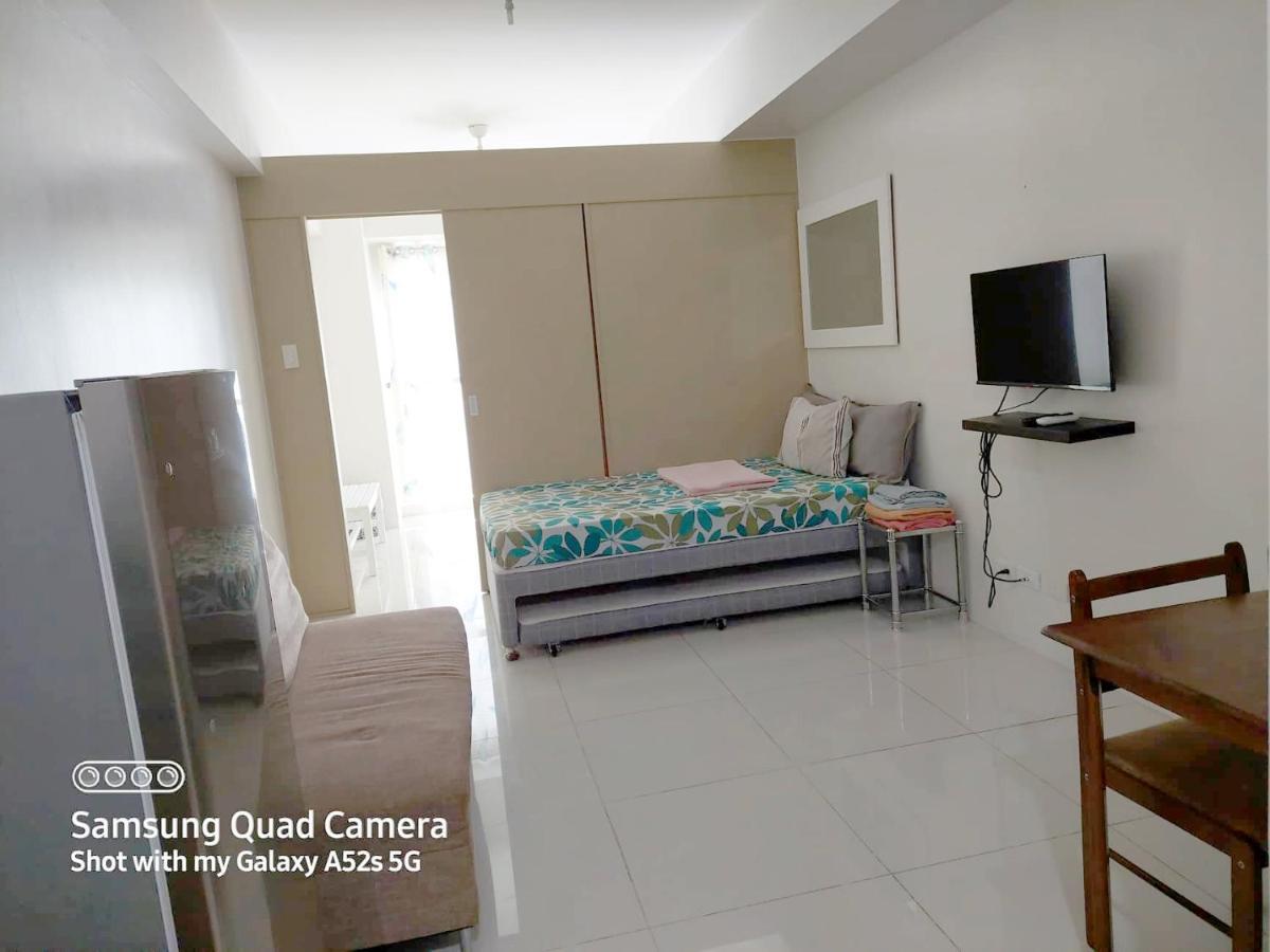 Smdc Tagaytay Taal Lake Condo Cook Netflix No Balcony No Free Parking Tagaytay City Exterior photo