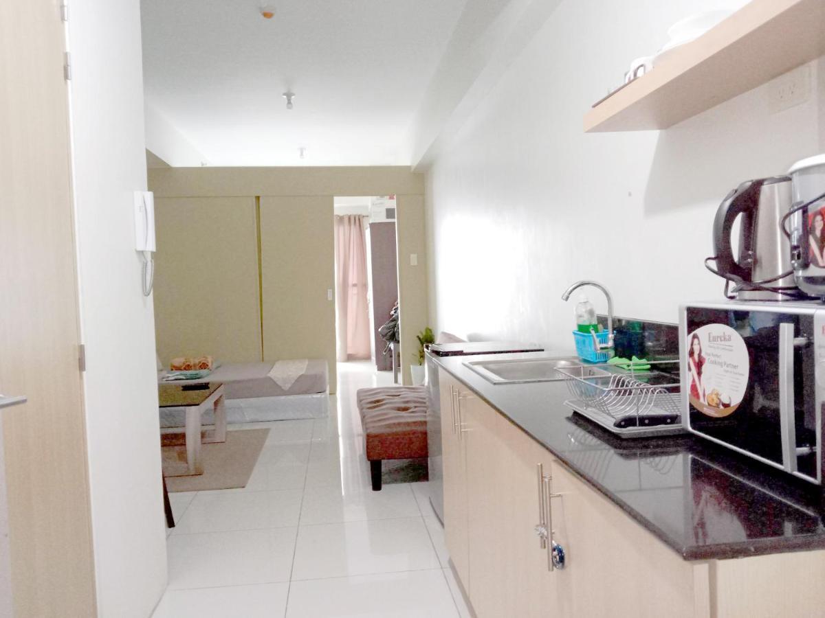 Smdc Tagaytay Taal Lake Condo Cook Netflix No Balcony No Free Parking Tagaytay City Exterior photo