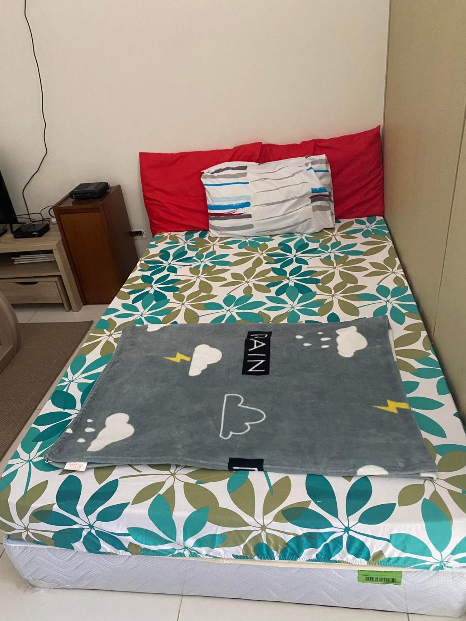 Smdc Tagaytay Taal Lake Condo Cook Netflix No Balcony No Free Parking Tagaytay City Exterior photo